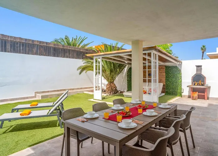 Caleta Sunset By Villa *